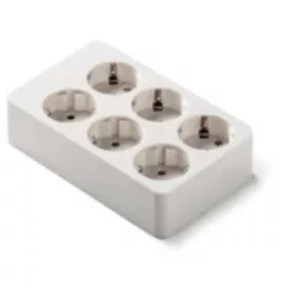   Földelt szerelhető elosztó, hatos /tégla/ fehér, 16A-250V, 2506, Famatel S.A