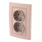 ABB Dupla dugalj SCHUKO/földelt gyermekvédett,
Zoni, púder 5522T-C03458 142, 2CHT223458C4142