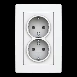   ABB Dupla dugalj SCHUKO/földelt gyermekvédett,
Zoni, fehér matt 5522T-C03458 240, 2CHT223458C4240