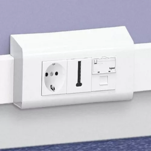 Legrand DLP mini csatorna Program Mosaic 6 modulos keret 60/75x20 csatornára Legrand 030560