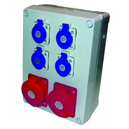 Szerelt ipari doboz 3075 + 4db házt. alj + 2db 5P 16A, IP44, 3066_9, Famatel S.A