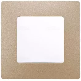 Legrand Niloé 1-es keret pezsgő Legrand 397061