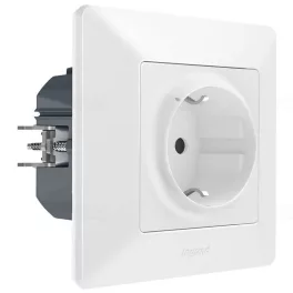  Legrand Valena Life okos háztartási csatlakozóaljzat  (végrehajtó)  P=3680W In=16A fehér, Legrand 752194