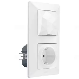   Legrand Valena Life okos központi egység, süllyesztett, beépített háztartási aljzattal, megérkezés/távozás szcenárió kapcsolóval és díszítő keretekkel, fehér színű,   - Legrand/Netatmo, Legrand 752196