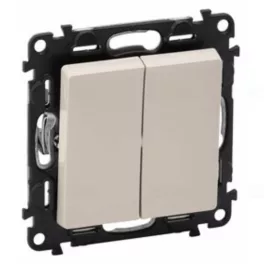   Legrand Valena Life kettős váltókapcsoló 10 AX elefántcsont, Legrand 752208