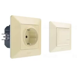   Legrand Valena Life előre párosított csatlakozóaljzat szett 1 db okos csatlakozóaljzatból és 1 db szimpla távvezérlő kapcsolóból álló készlet elefántcsont, Legrand 752254
