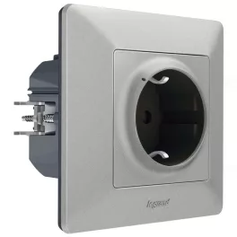   Legrand Valena Life okos háztartási csatlakozóaljzat  (végrehajtó)  P=3680W In=16A alumínium, Legrand 752394