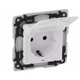   Legrand Valena Life 2P+F csatlakozóaljzat biztonsági zsaluval, csapófedéllel, IP44 fehér, Legrand 753119