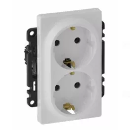   Legrand Valena Life 2x2P+F csatlakozóaljzat, egybeépített burkolattal, keret nélkül, rugós vezetékbekötéssel fehér, Legrand 753127