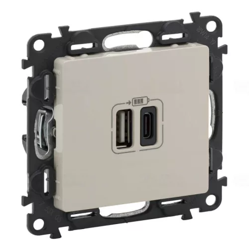 Legrand Valena Life Töltőaljzat Kettős USB C-típusú + USB A-típusú csatlakozóval, 5V–3A–15W, Túlfesz-védelem >1kW, Class II SELV, Elefántcsont, Legrand 753206