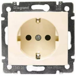   Legrand Valena Life 2P+F csatlakozóaljzat, rugós vezetékbekötéssel elefántcsont, Legrand 753221