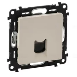   Legrand Valena Life 1xRJ45 Cat. 5e FTP csatlakozóaljzat  alumínium, Legrand 753353