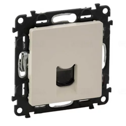 Legrand Valena Life 1xRJ45 Cat. 5e FTP csatlakozóaljzat  alumínium, Legrand 753353