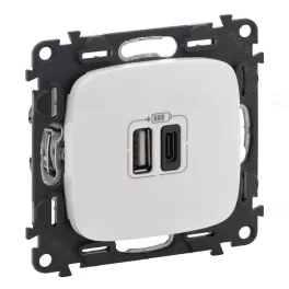   Legrand Valena Allure töltőaljzat kettős USB C-típusú + USB A-típusú csatlakozóval, fehér Legrand 754965