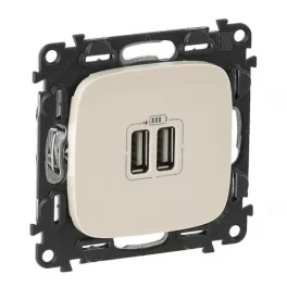   Legrand Valena Allure Kettős USB töltőaljzat, burkolattal, elefántcsont Legrand 754996