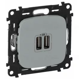   Legrand Valena Allure Kettős USB töltőaljzat, burkolattal, alumínium Legrand 754997