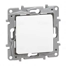   Legrand Niloé egypólusú nyomó 6A, NO-NC, fehér Legrand 764507