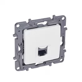   Legrand Niloé RJ45 Cat.6 FTP körmös aljzat, fehér Legrand 764577