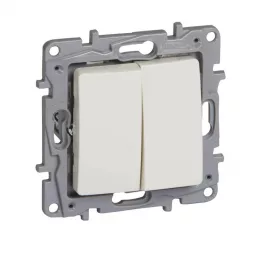  Legrand Niloé váltókapcsoló 10 AX + nyomó 6 A - 250 V±, bézs Legrand 764609