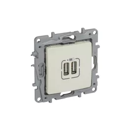   Legrand Niloé kettős USB töltőaljzat, bézs Legrand 764694