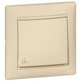   Legrand Valena IP44 váltókapcsoló, elefántcsont Legrand 774106