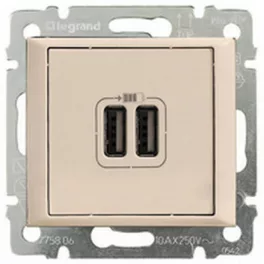   Legrand Valena 2xUSB töltő aljzat, 1500 mA, elefántcsont Legrand 774170