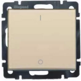   Legrand Valena IP44 kétpólusú kapcsoló, elefántcsont Legrand 774192