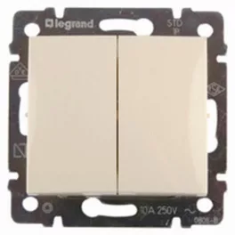   Legrand Valena csillárkapcsoló elefántcsont Legrand 774305