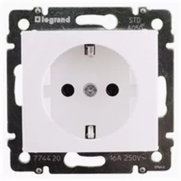  Legrand Valena 2P+F csatlakozóaljzat biztonsági zsaluval, fehér Legrand 774421