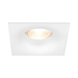 BRY-TETRA-D-SQR-WHT-SPOTLIGHT
