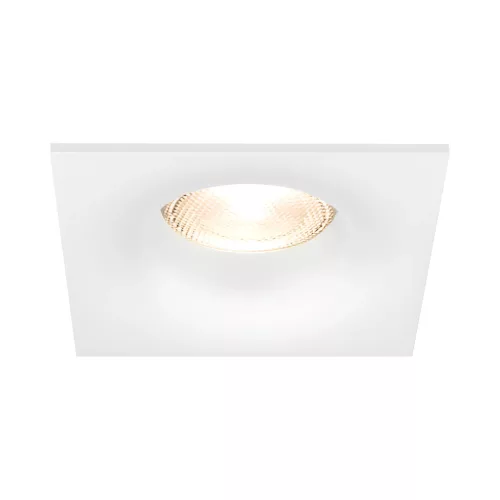BRY-TETRA-D-SQR-WHT-SPOTLIGHT