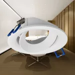 BRY-TETRA-E-RND-WHT-SPOTLIGHT