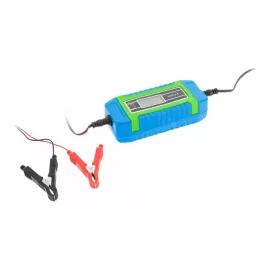 Högert Akkumulátor  töltő,  6V / 12V, 230V/50Hz HT8G610