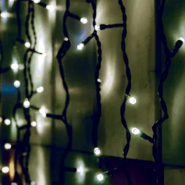   Home KSF 204/WH LED-es fényfüggöny, 2x2 m / 204 db hidegfehér LED, állófényű, fekete vezeték, sorolható, kül- és beltéri kivitel, KSF_204_WH