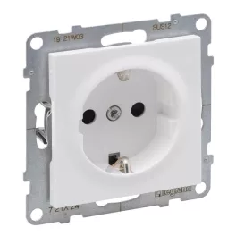   Legrand Suno 2P+F csatlakozóaljzat biztonsági zsaluval (csavaros), fehér, Legrand 721124