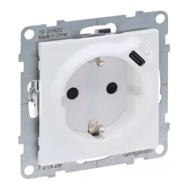   Legrand Suno 2P+F + USB-C csatlakozóaljzat (rugós), biztonsági zsaluval, fehér, Legrand 721129