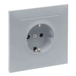   Legrand Suno 2P+F csatlakozóaljzat kerettel (rugós), biztonsági zsaluval, komplett, alumínium, Legrand 721328