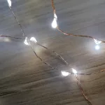 Home ML 80/WH micro LED-es fényfüzér, 7,9 m / 80 db hidegfehér micro LED, állófényű, vékony vezeték, hálózati adapter, kül- és beltéri kivitel, ML_80_WH