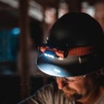 NEBO NEB-HLP-1006-G Master Series HL1000 fejlámpa, 1000 lm - 30 lm, 138 m, 5 funkció, IP67, mágneses, USB-C, NEB-HLP-1006-G