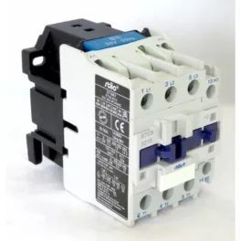 STI887 STC8-D3210 Mágneskapcsoló 32A 1NO 3P 230VAC