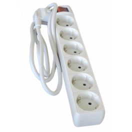   Kapcsolható hosszabbító, elosztó 6-os 1,5fm fehér Hálózati elosztó  6-1.5m+kapcsoló Stilo (STI958)