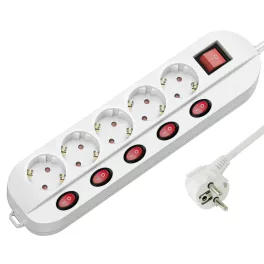   Technik Professional Elosztó 5 utas 1,5m kábel 1,5mm2 rézkábel 5+1 kapcsoló 16A