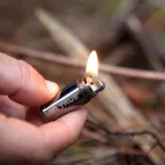 True Utility Firestash, TU262K, vízálló öngyújtó, krómozott cink, hagyományos öngyújtóbenzin, TU262K