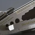 True Utility Smartknife+, TU6869, 15 in 1, mágneses bitfej tartó, kábelcsupaszoló, homokfúvott rozsdamentes acél, 5,5 cm penge, TU6869