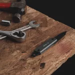 True Utility Modern Keychain Knife, TU7060N, 4 cm rozsdamentes acél penge, multifunkcionális, eloxált alumínium markolat, TU7060N