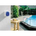 Schneider CEDAR PLUS 2P+F csatlakozóaljzat, biztonsági zsaluval, átlátszó csapófedéllel, IP44, fehér, WDE000543